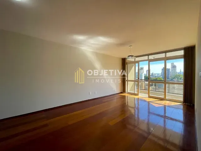 Apartamento 3 quartos e 4 banheiros, para alugar, no bairro Centro em Novo Hamburgo