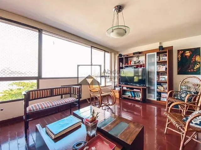 Apartamento com 200m² 3 quartos e 1 banheiro, à venda, no bairro Icaraí em Niterói