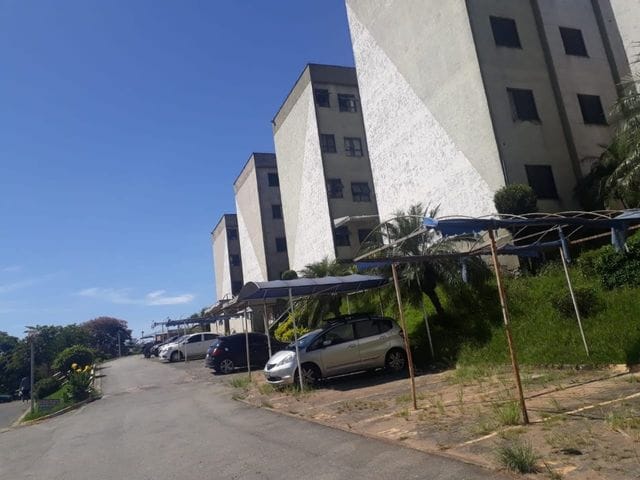 Foto do Apartamento - Apartamento à venda, com armários, Vila Mercês, Carapicuíba, SP | Collina Imóveis