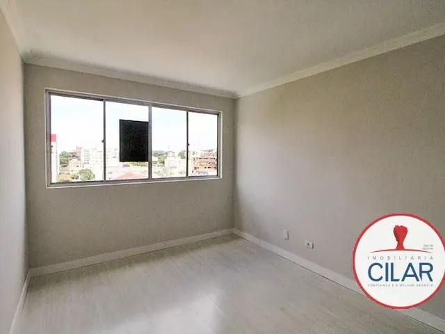 Apartamento 2 quartos e 1 banheiro, para alugar, no bairro Água Verde em Curitiba