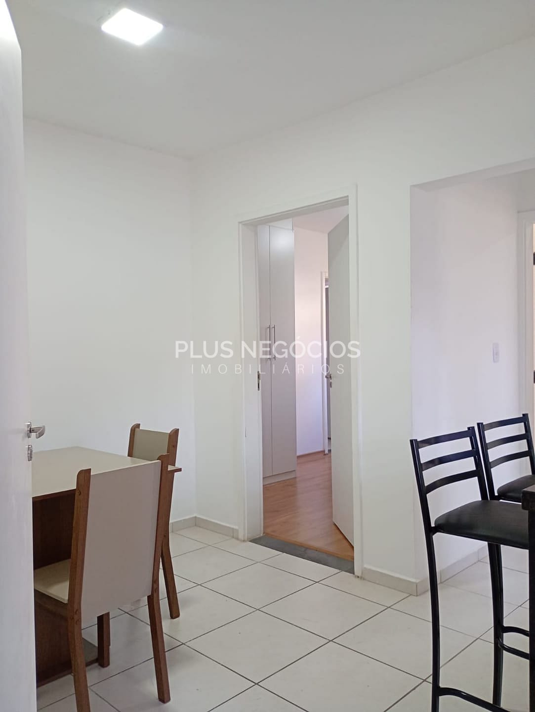 Apartamento para alugar com 2 quartos, 52m² - Foto 3