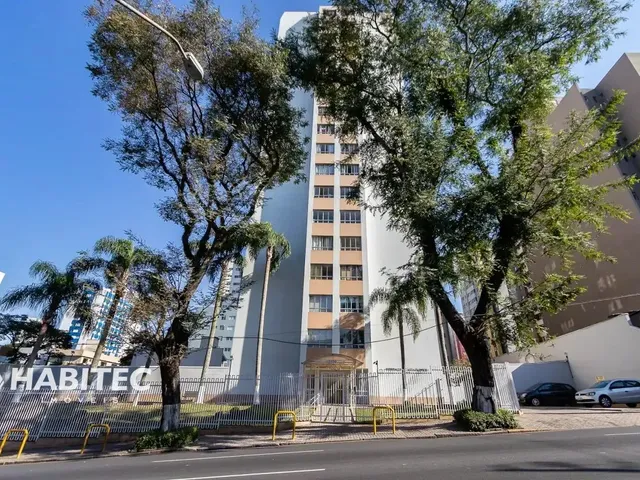 Apartamento 2 quartos e 1 banheiro, à venda, no bairro Agua Verde em Curitiba