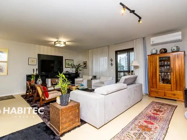 Apartamento 3 quartos e 4 banheiros, à venda, no bairro Batel em Curitiba