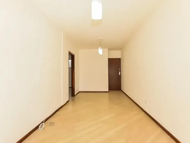 Apartamento 3 quartos e 2 banheiros, à venda, no bairro Água Verde em Curitiba