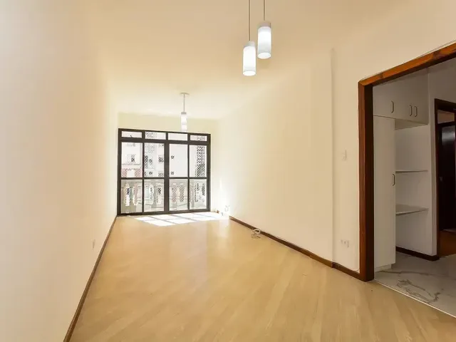 Apartamento 3 quartos e 2 banheiros, à venda, no bairro Água Verde em Curitiba