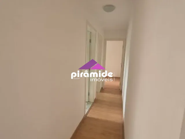 Apartamento com 45m² 1 quarto e 1 banheiro, para alugar, no bairro Parque Industrial em Rua José Cobra