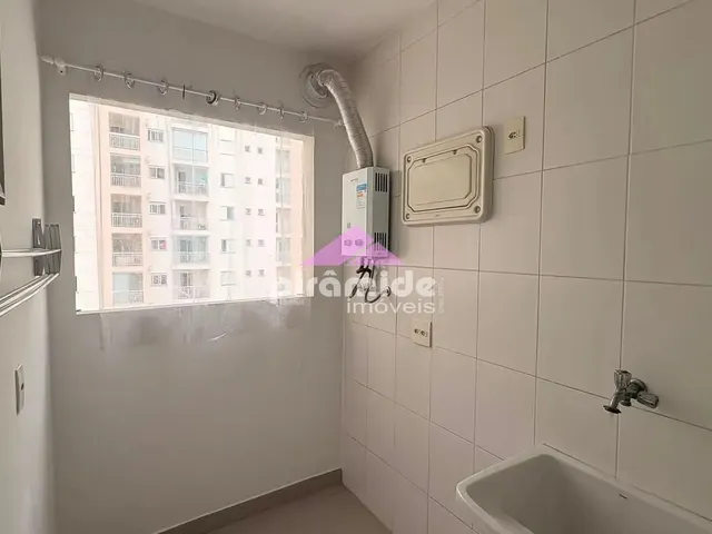 Apartamento com 75m² 2 quartos e 2 banheiros, para alugar, no bairro Vila Betânia em São José Dos Campos