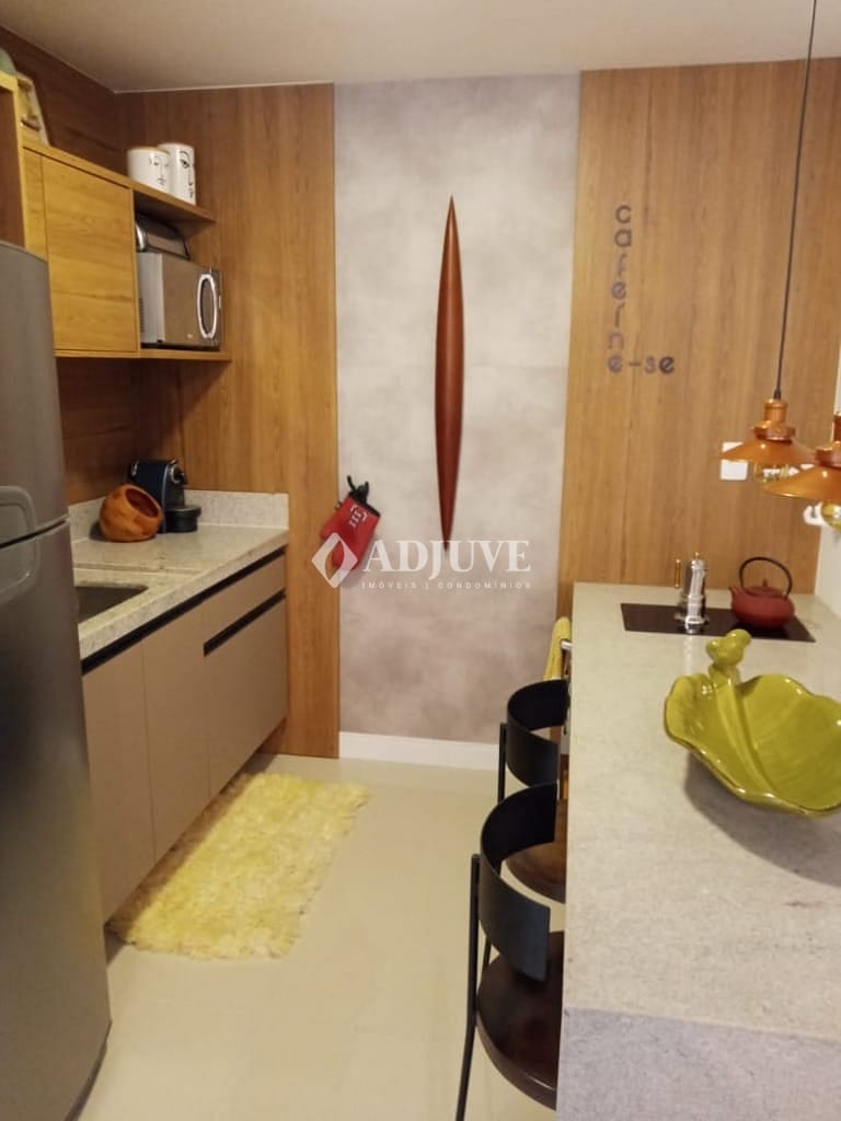 Apartamento à venda com 1 quarto, 45m² - Foto 7