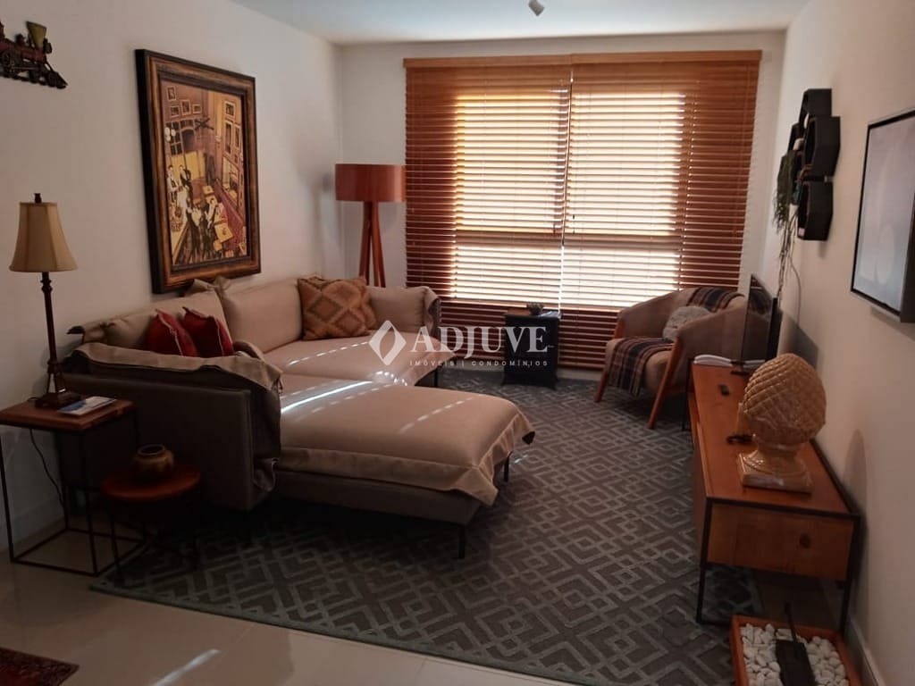 Apartamento à venda com 1 quarto, 45m² - Foto 1