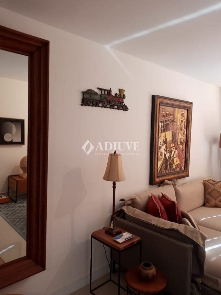 Apartamento à venda com 1 quarto, 45m² - Foto 4