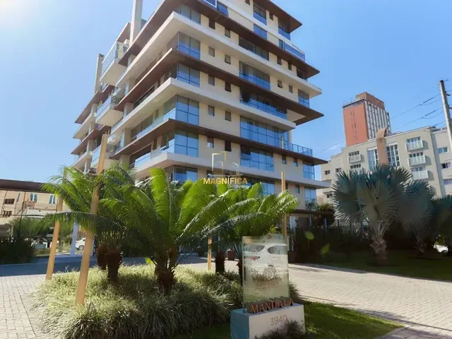 Apartamento 3 quartos e 7 banheiros, à venda, no bairro Água Verde em Curitiba