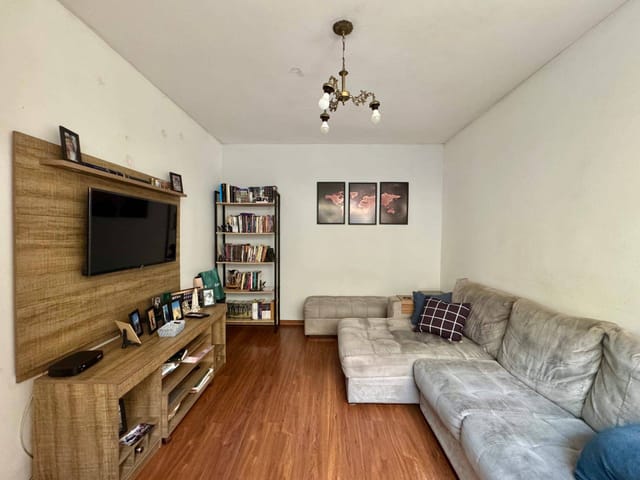 Apartamento com 73m² 2 quartos e 1 banheiro, à venda, no bairro Centro em Pelotas