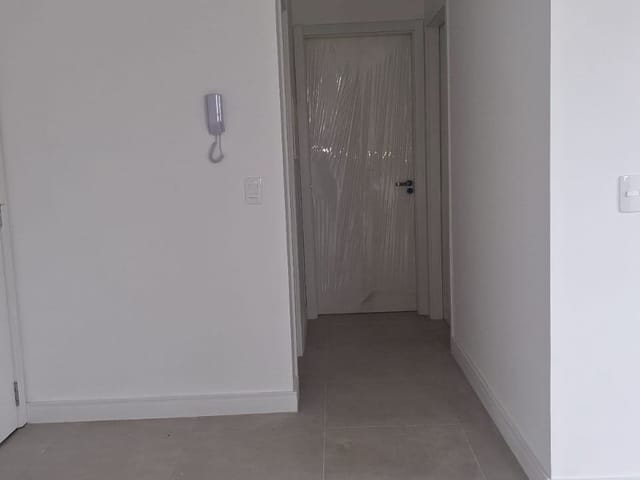 Apartamento 2 quartos e 1 banheiro, à venda, no bairro Três Vendas em Pelotas
