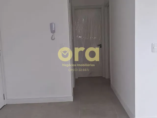 Apartamento 2 quartos e 1 banheiro, à venda, no bairro Três Vendas em Pelotas