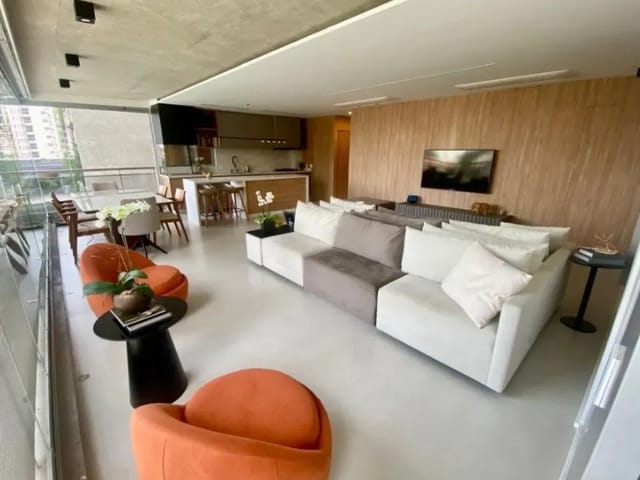 Apartamento com 167m² 3 quartos e 5 banheiros, à venda ou para alugar, no bairro Jardim das Acácias em São Paulo