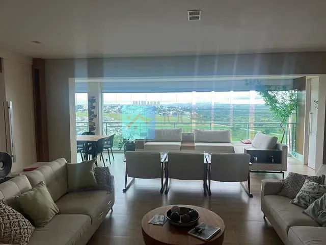 Apartamento 4 quartos e 5 banheiros, à venda, no bairro Jardim das Colinas em São José dos Campos