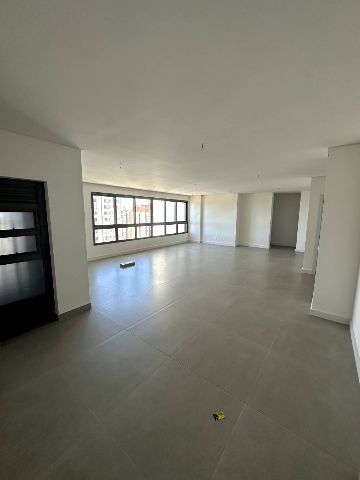 Apartamento com 271m² 3 quartos e 4 banheiros, à venda, no bairro Gleba Palhano em Londrina