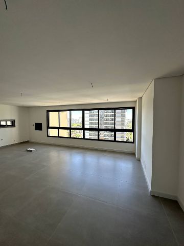 Apartamento com 271m² 3 quartos e 4 banheiros, à venda, no bairro Gleba Palhano em Londrina