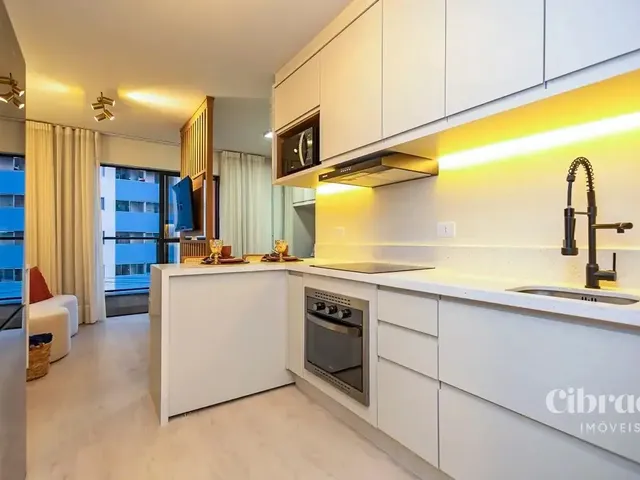 Apartamento 1 quarto e 1 banheiro, para alugar, no bairro Portão em Curitiba