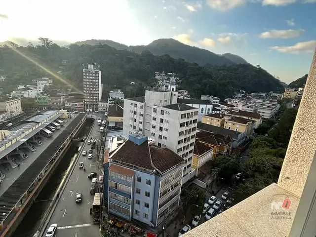 Apartamento 2 quartos e 2 banheiros, para alugar, no bairro Centro em Petrópolis