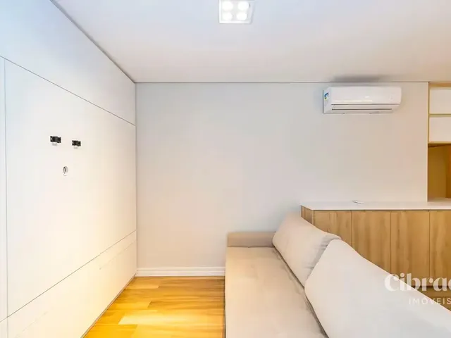 Apartamento 1 quarto e 1 banheiro, para alugar, no bairro Hugo Lange em Curitiba
