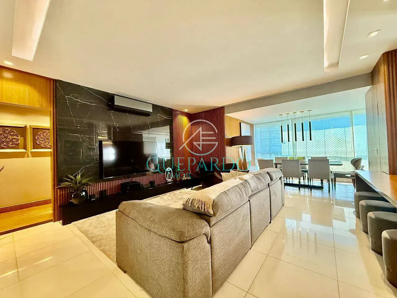 Apartamento, 3 quartos, 130 m² - Foto 1