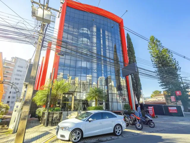 Apartamento 1 quarto e 1 banheiro, para alugar, no bairro Batel em Curitiba