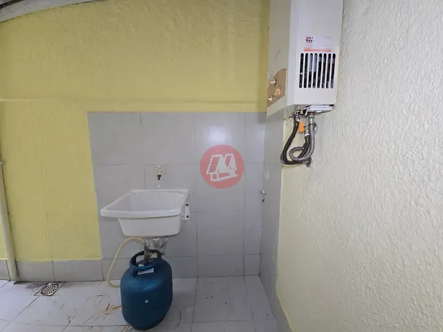 Apartamento com 45m² 1 quarto e 1 banheiro, para alugar, no bairro Santana em Porto Alegre