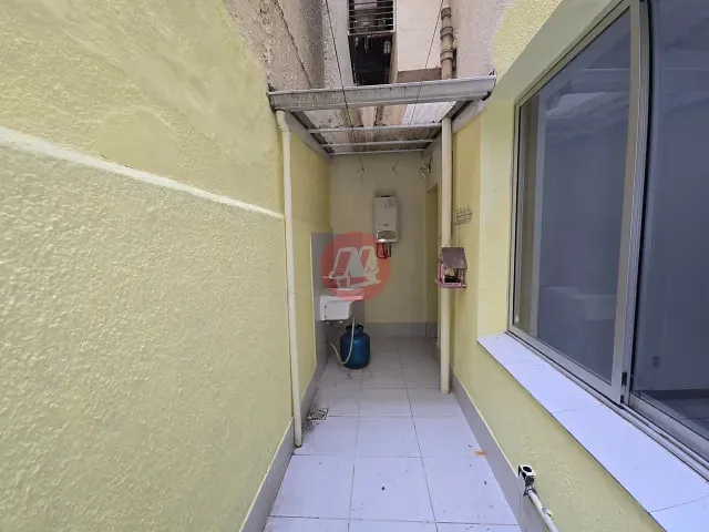 Apartamento com 45m² 1 quarto e 1 banheiro, para alugar, no bairro Santana em Porto Alegre