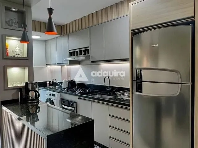 Apartamento 2 quartos e 1 banheiro, à venda, no bairro Contorno em Ponta Grossa