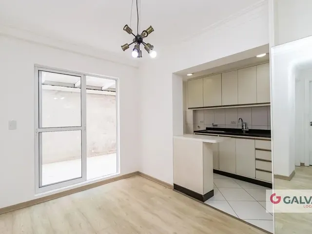 Apartamento 1 quarto e 1 banheiro, para alugar, no bairro Vila Izabel em Curitiba