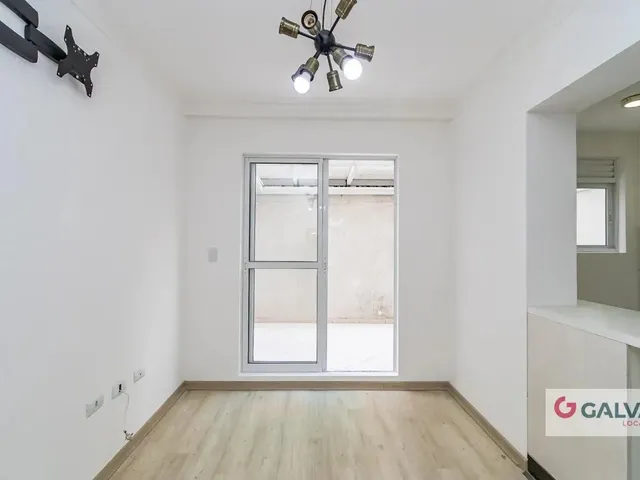 Apartamento 1 quarto e 1 banheiro, para alugar, no bairro Vila Izabel em Curitiba