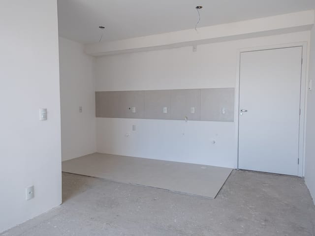 Apartamento 2 quartos e 1 banheiro, à venda, no bairro Três Vendas em Pelotas