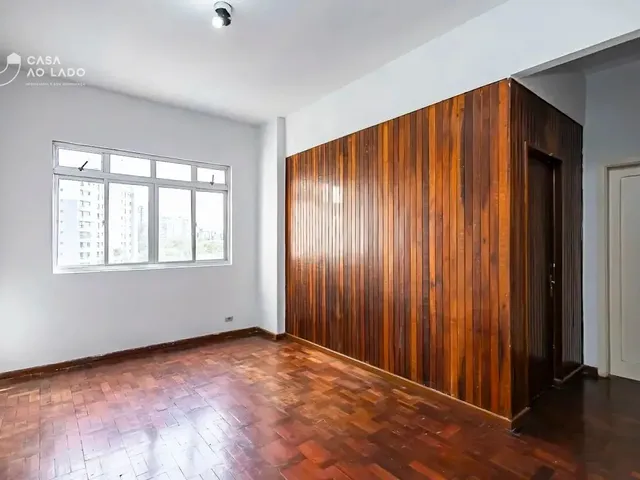 Apartamento 1 quarto e 1 banheiro, para alugar, no bairro Centro em Curitiba
