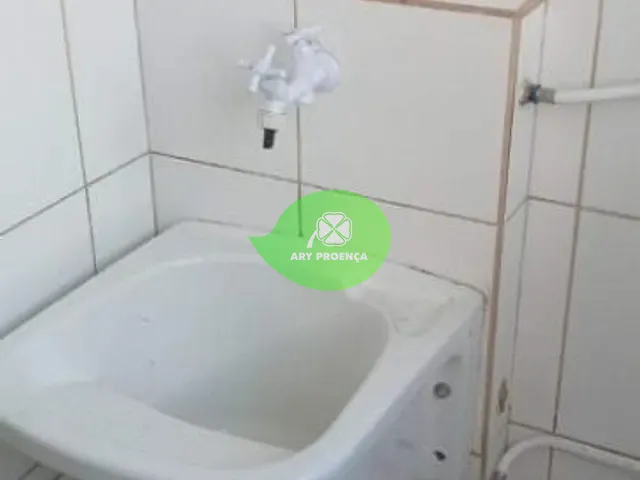 Apartamento 2 quartos e 1 banheiro, para alugar, no bairro Caguaçu em Sorocaba