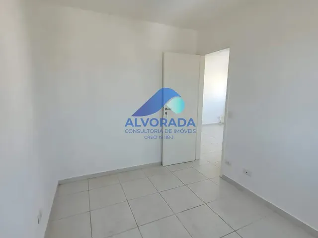 Apartamento com 10m² 2 quartos e 1 banheiro, para alugar, no bairro Loteamento Villa Branca em Jacareí