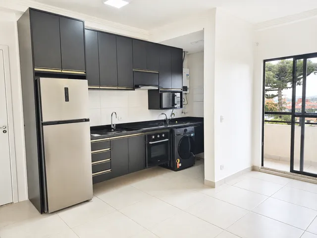 Apartamento 2 quartos e 1 banheiro, à venda, no bairro Boqueirão em Curitiba