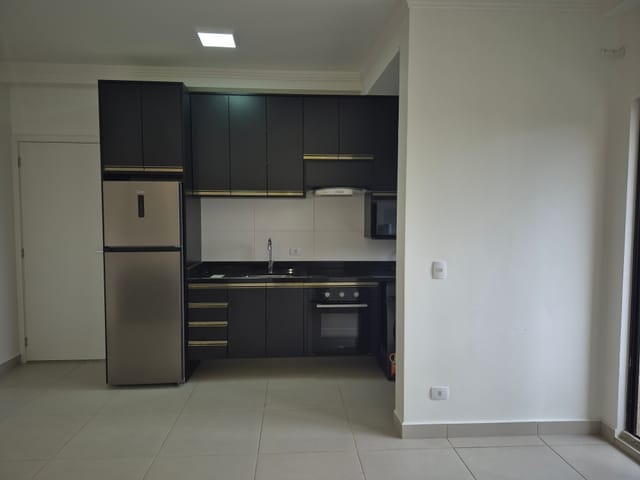 Apartamento 2 quartos e 1 banheiro, à venda, no bairro Boqueirão em Curitiba