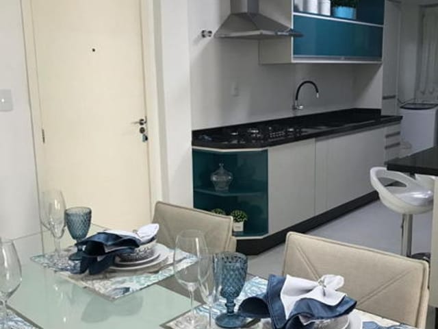 Apartamento à venda, no bairro Meia Praia em Itapema