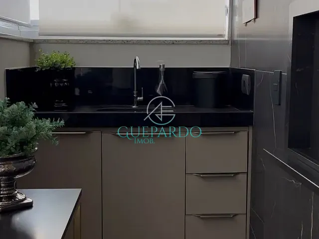 Apartamento com 120m² 3 quartos e 2 banheiros, à venda, no bairro Kennedy em Londrina