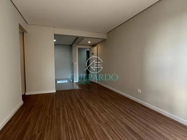 Apartamento com 129m² 3 quartos e 2 banheiros, à venda, no bairro Judith em Londrina