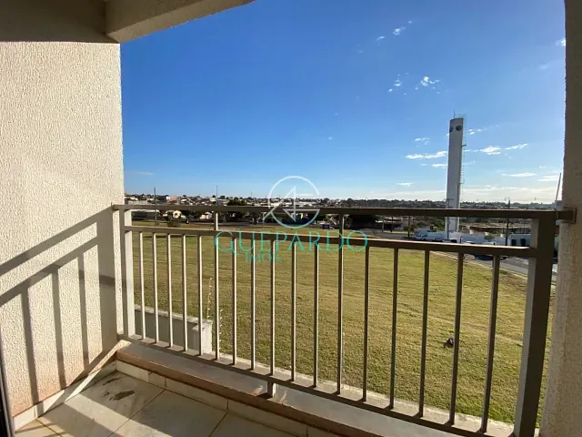 Apartamento com 62m² 2 quartos e 1 banheiro, à venda, no bairro Parigot de Souza 2 em Londrina
