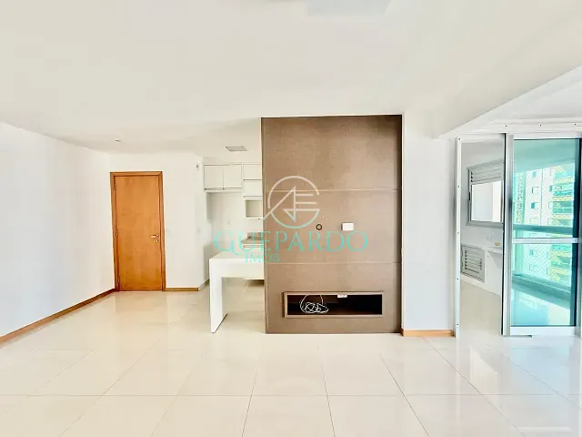 Apartamento com 172m² 3 quartos e 2 banheiros, à venda, no bairro Gleba Fazenda Palhano em Londrina