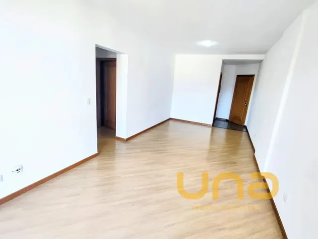 Apartamento 2 quartos e 1 banheiro, para alugar, no bairro CENTRO em Curitiba