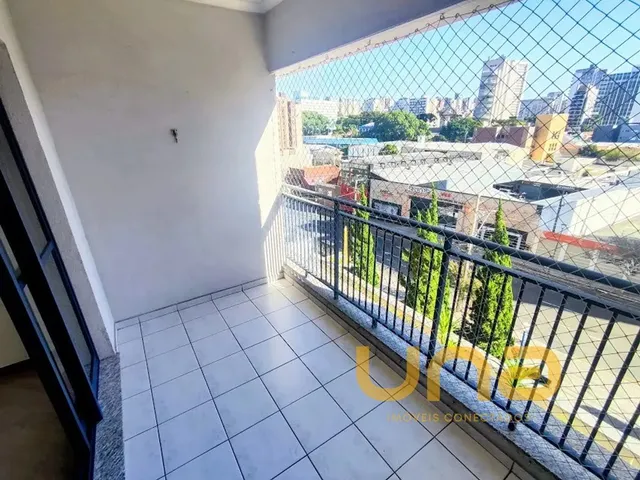Apartamento 2 quartos e 1 banheiro, para alugar, no bairro CENTRO em Curitiba
