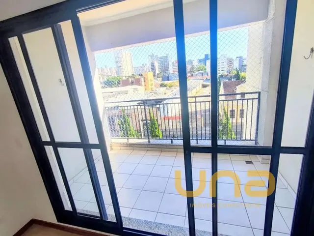 Apartamento 2 quartos e 1 banheiro, para alugar, no bairro CENTRO em Curitiba