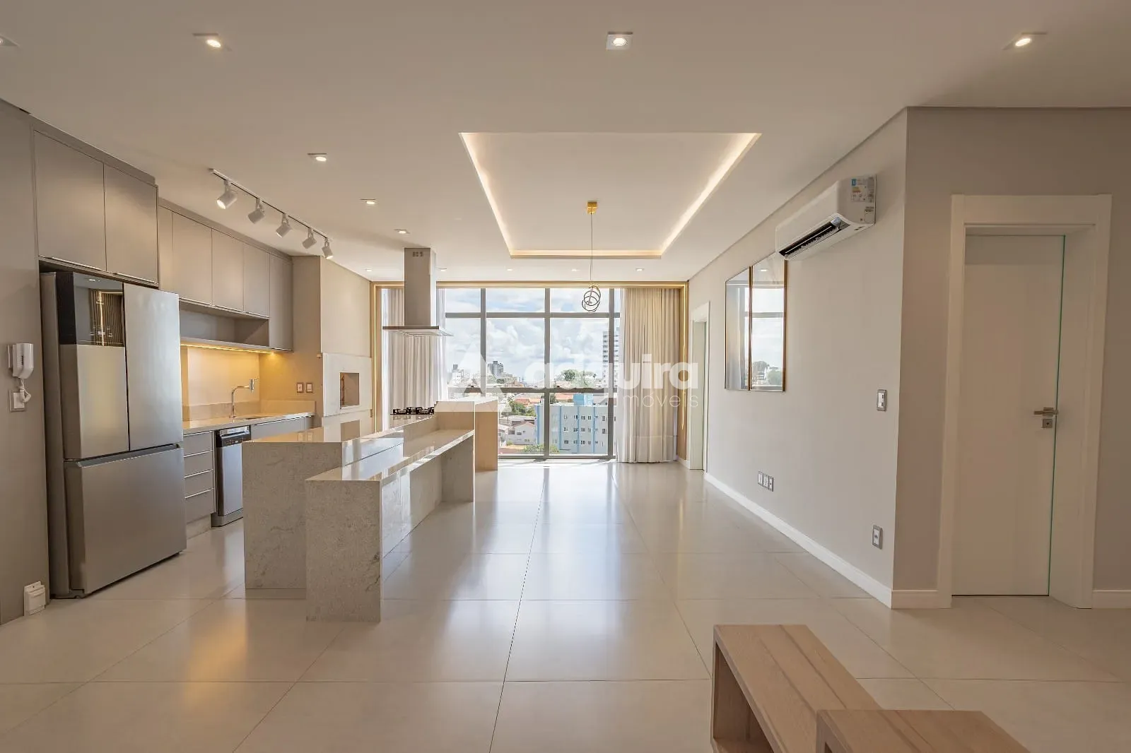 Apartamento, 3 quartos, 160 m² - Foto 1