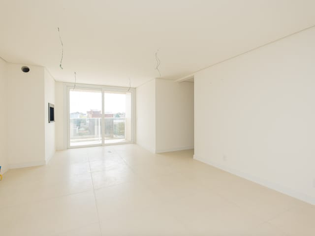 Apartamento 3 quartos e 3 banheiros, à venda ou para alugar, no bairro Centro em Pelotas