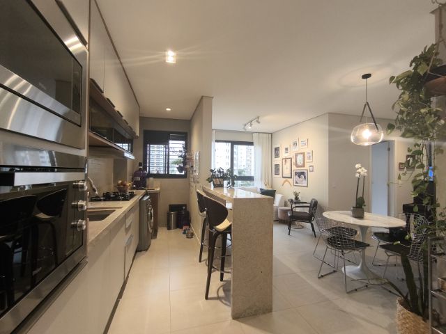 Apartamento com 100m² 2 quartos e 2 banheiros, à venda, no bairro Gleba Palhano em Londrina