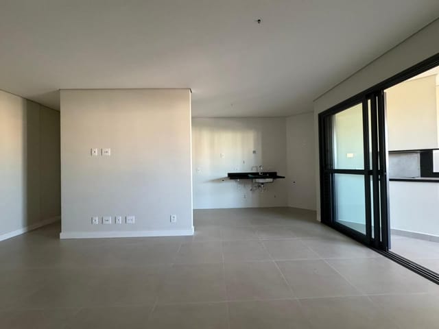 Foto do Apartamento - ODYSSEY - R$ 830.000 - Apartamento à venda, 3 quartos (1 suíte), 86m³, 2 Vagas, Centro, Londrina, PR | Human Imóveis